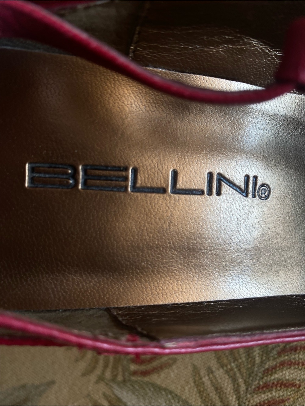 Bellini T-Strap Heeled Pumps in Raspberry 7.5 - Picture 4 of 6